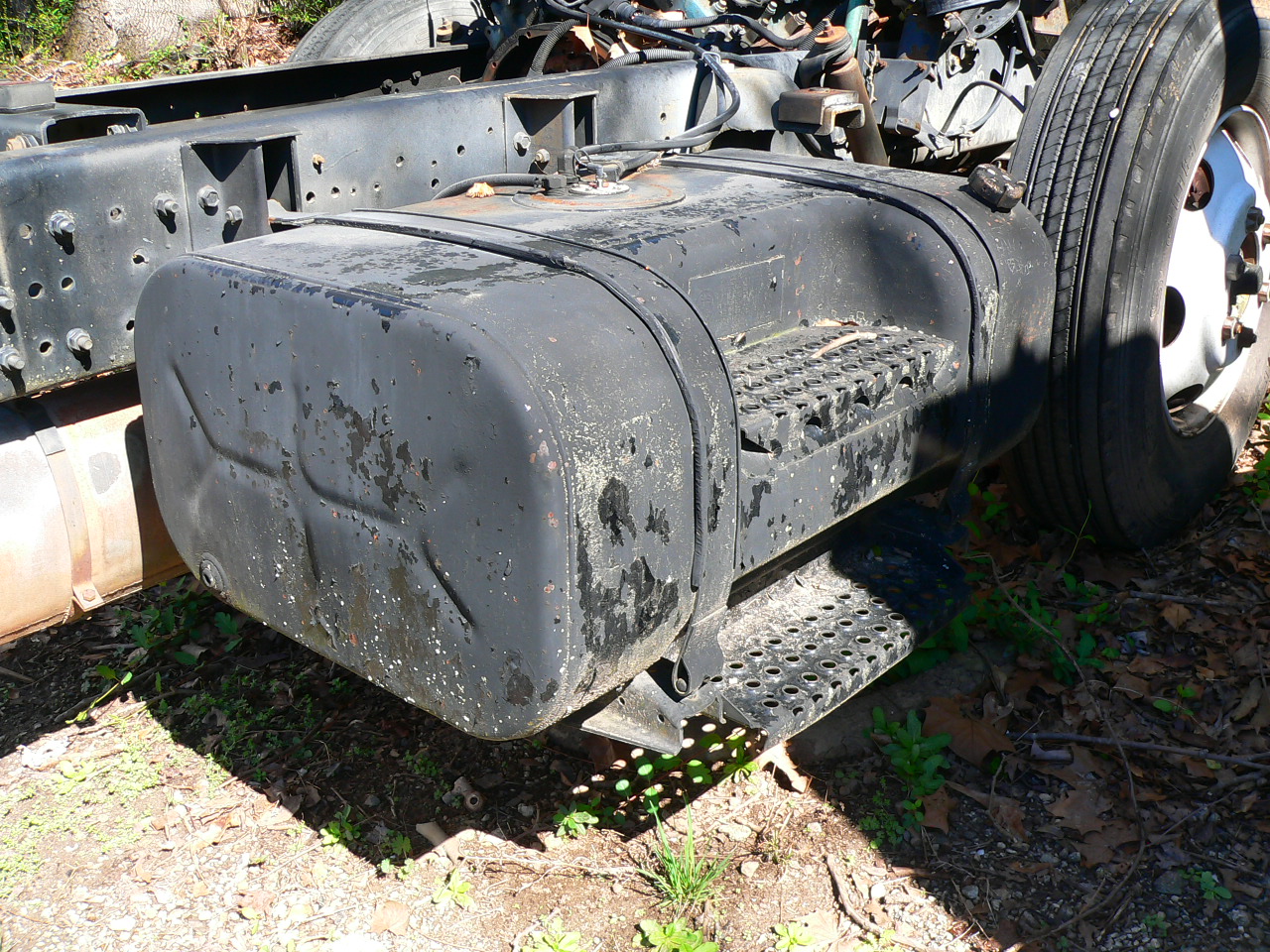 Used Fuel Tanks for Sale